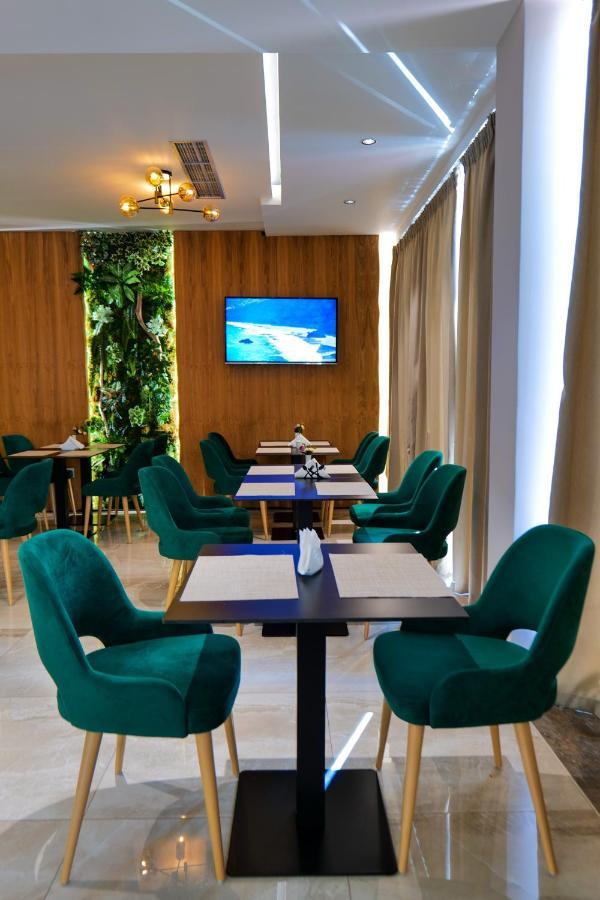 Lord Hotel Tirana Vorë 外观 照片