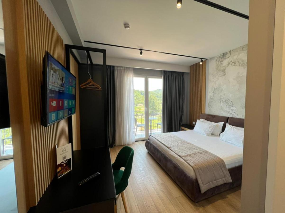 Lord Hotel Tirana Vorë 外观 照片