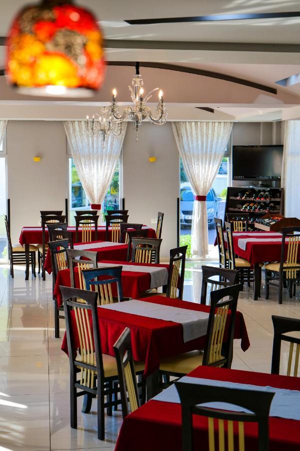 Lord Hotel Tirana Vorë 外观 照片