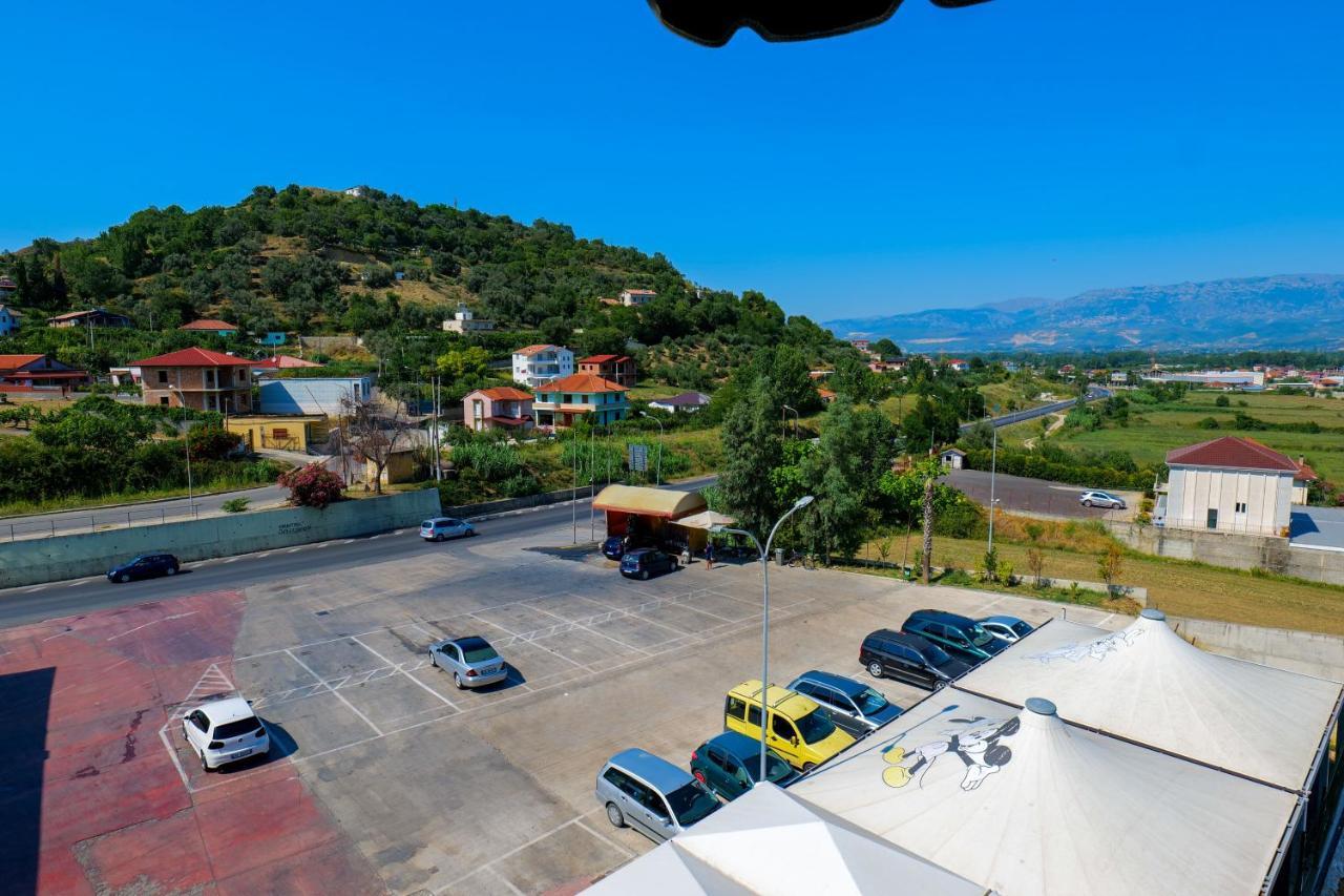 Lord Hotel Tirana Vorë 外观 照片
