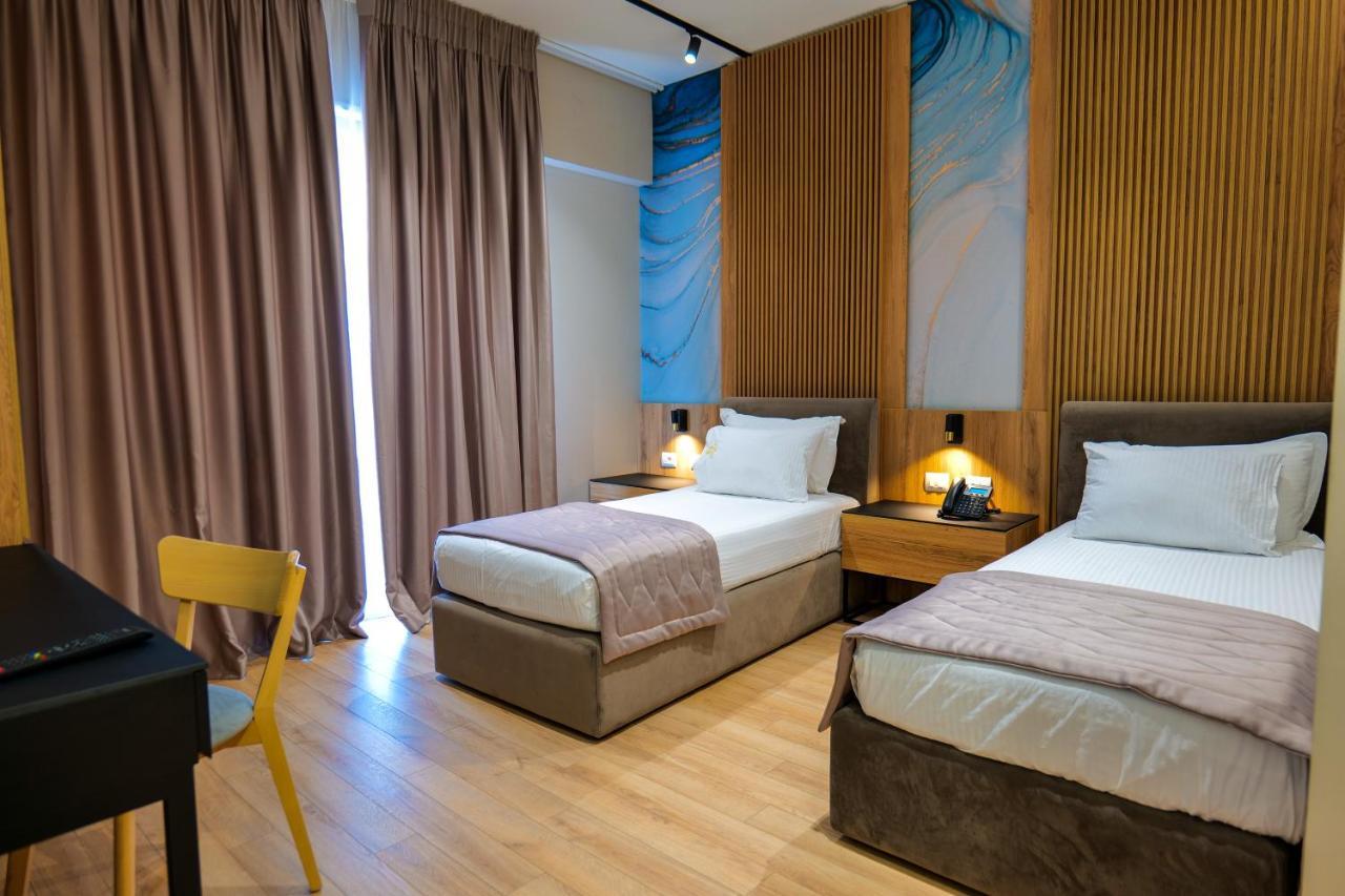 Lord Hotel Tirana Vorë 外观 照片