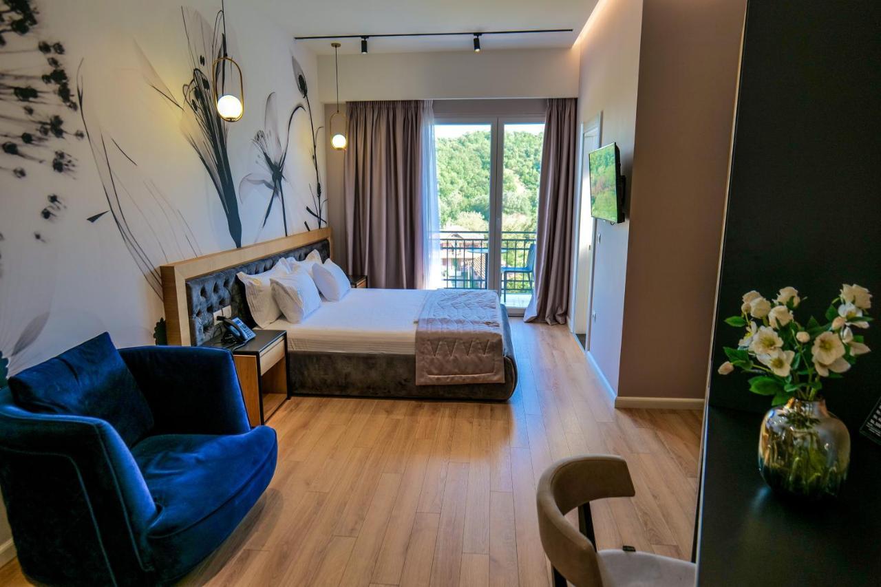 Lord Hotel Tirana Vorë 外观 照片