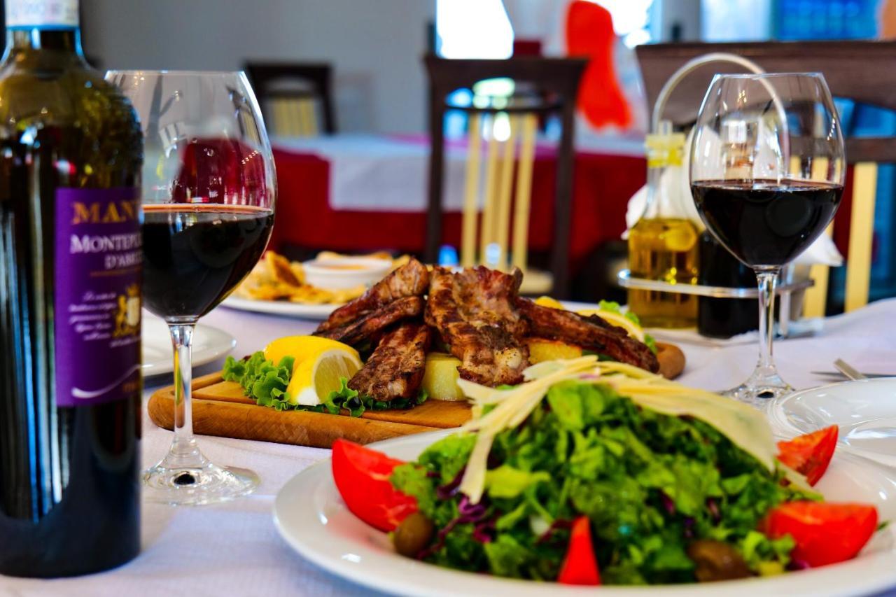 Lord Hotel Tirana Vorë 外观 照片